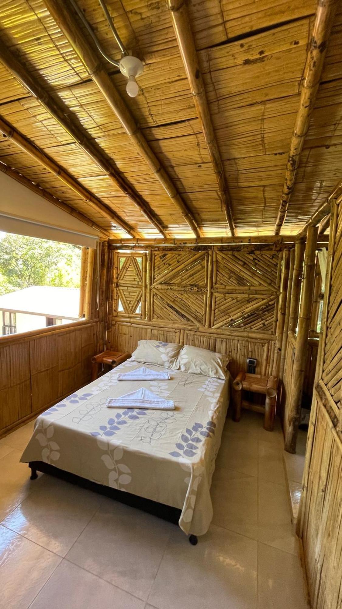 Hosteria El Sendero - Кокорна Экстерьер фото